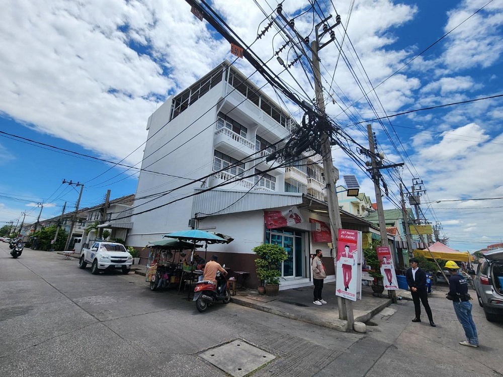 003.jpg 003.jpg