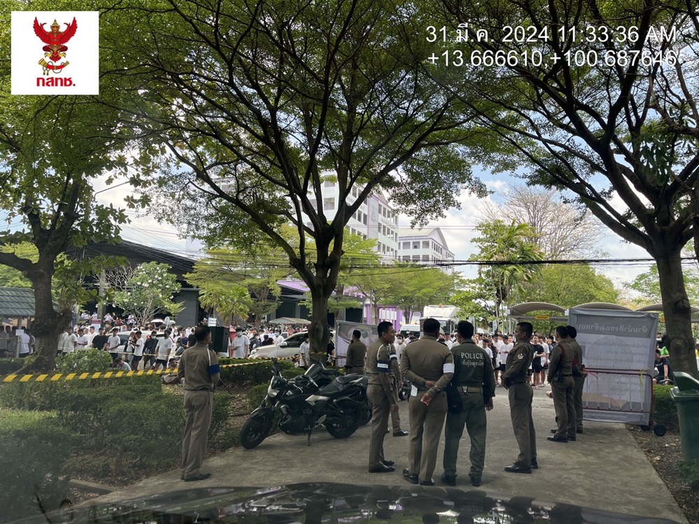 003.jpg