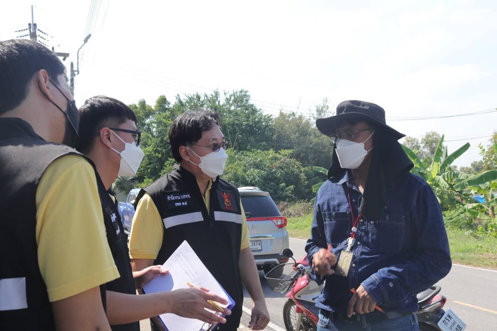 003.jpg