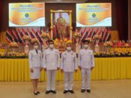 พิธีถวายราชสักการะ "วันพระบาทสมเด็จพระพุทธยอดฟ้าจุฬาโลกมหาราชและวันที่ระลึกมหาจักรีบรมราชวงศ์"