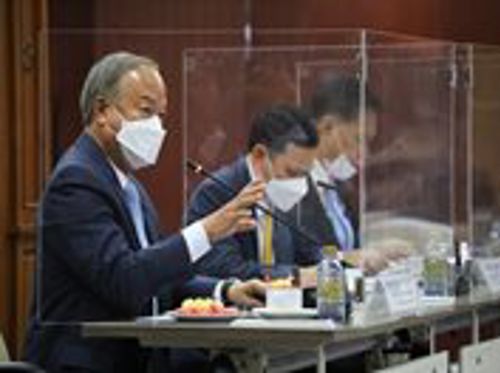 สำนักงาน กสทช. ประชุมหารือแนวปฏิบัติในการถ่ายทำภาพยนตร์และรายการโทรทัศน์ภายใต้ พระราชกำหนดการบริหารราชการในสถานการณ์ฉุกเฉิน พ.ศ. 2548