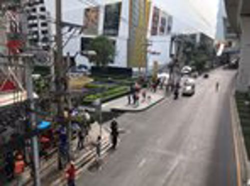 เรื่อง ร่วมกับการไฟฟ้านครหลวงเขตวัดเลียบจัดระเบียบสายสื่อสารบริเวณถนนเจริญนครหน้าศูนย์การค้าไอค่อนสยาม กรุงเทพมหานคร 