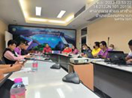 เข้าร่วมประชุมเพื่อหารือแนวทางการจัดระเบียบสายสื่อสารในเส้นทางที่สายสื่อสารพาดไม่เป็นระเบียบ จังหวัดนครนายก