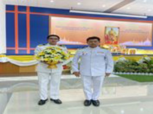 เข้าร่วมถวายพานพุ่มดอกไม้ เครื่องราชสักการะเนื่องในวันพระบาทสมเด็จพระพุทธยอดฟ้าจุฬาโลกมหาราช และวันที่ระลึกมหาจักรีบรมราชวงศ์
