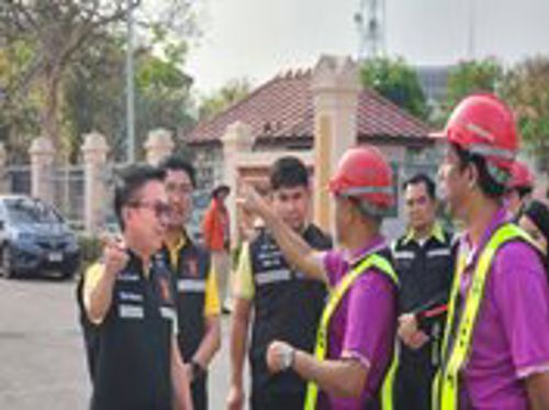 เข้าร่วมกิจกรรมรื้อถอนสายสื่อสาร ตามโครงการ 1 จังหวัด 1 ถนน เพื่อเฉลิมพระเกียรติฯ จังหวัดราชบุรี
