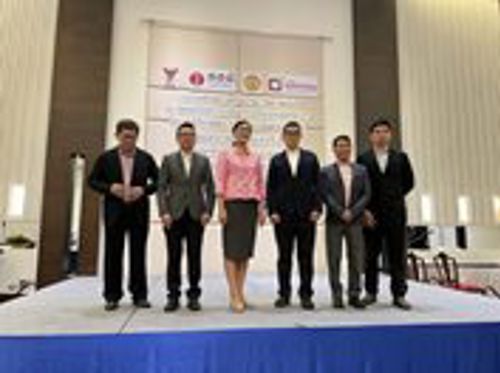 เข้าร่วมประชุมเพื่อรับฟังความคิดเห็นสาธารณะ (Public Hearing ) การจ้างที่ปรึกษาเพื่อติดตามตรวจสอบ และประเมินผลตามนโยบาย กสทช.