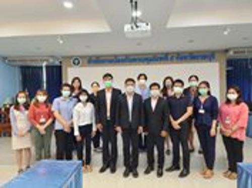 พนักงานเป็นวิทยากรในการบรรยายให้ความรู้เกี่ยวกับกฎหมายและการใช้เครื่องวิทยุคมนาคมในการติดต่อสื่อสาร สำนักงานป้องกันควบคุมโรคที่ 5 จังหวัดราชบุรี
