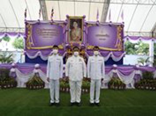 ร่วมพิธีทำบุญตักบาตรเพื่อถวายเป็นพระราชกุศล เนื่องในโอกาสวันเฉลิมพระชนมพรรษา สมเด็จพระนางเจ้าสุทิดา พัชรสุธาพิมลลักษณ พระบรมราชินี 3 มิถุนายน 2565 จังหวัดราชบุรี