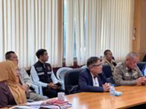 เข้าร่วมประชุมกับผู้บริหารองค์กรปกครองส่วนท้องถิ่นพื้นที่ตำบลพยอม อำเภอวังน้อย จังหวัดพระนครศรีอยุธยา